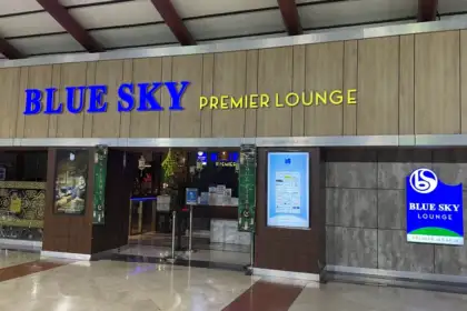 blue sky lounge CGK
